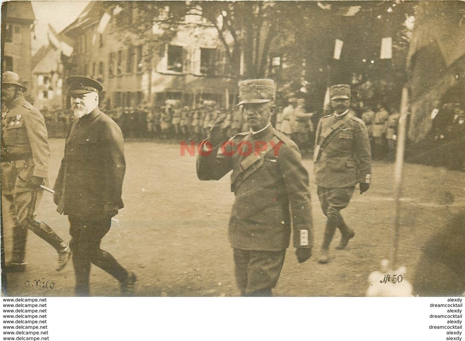 WW MILITAIRES. La Visite Du Roi D'Italie En Alsace. Rare Photo Carte Postale Impeccable Et Vierge - Royal Families