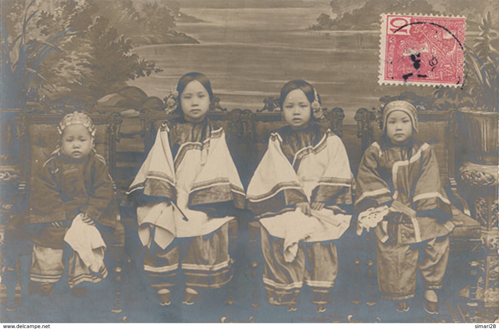 HONGAY - CARTE PHOTO - GROUPE D'ENFANT - Viêt-Nam