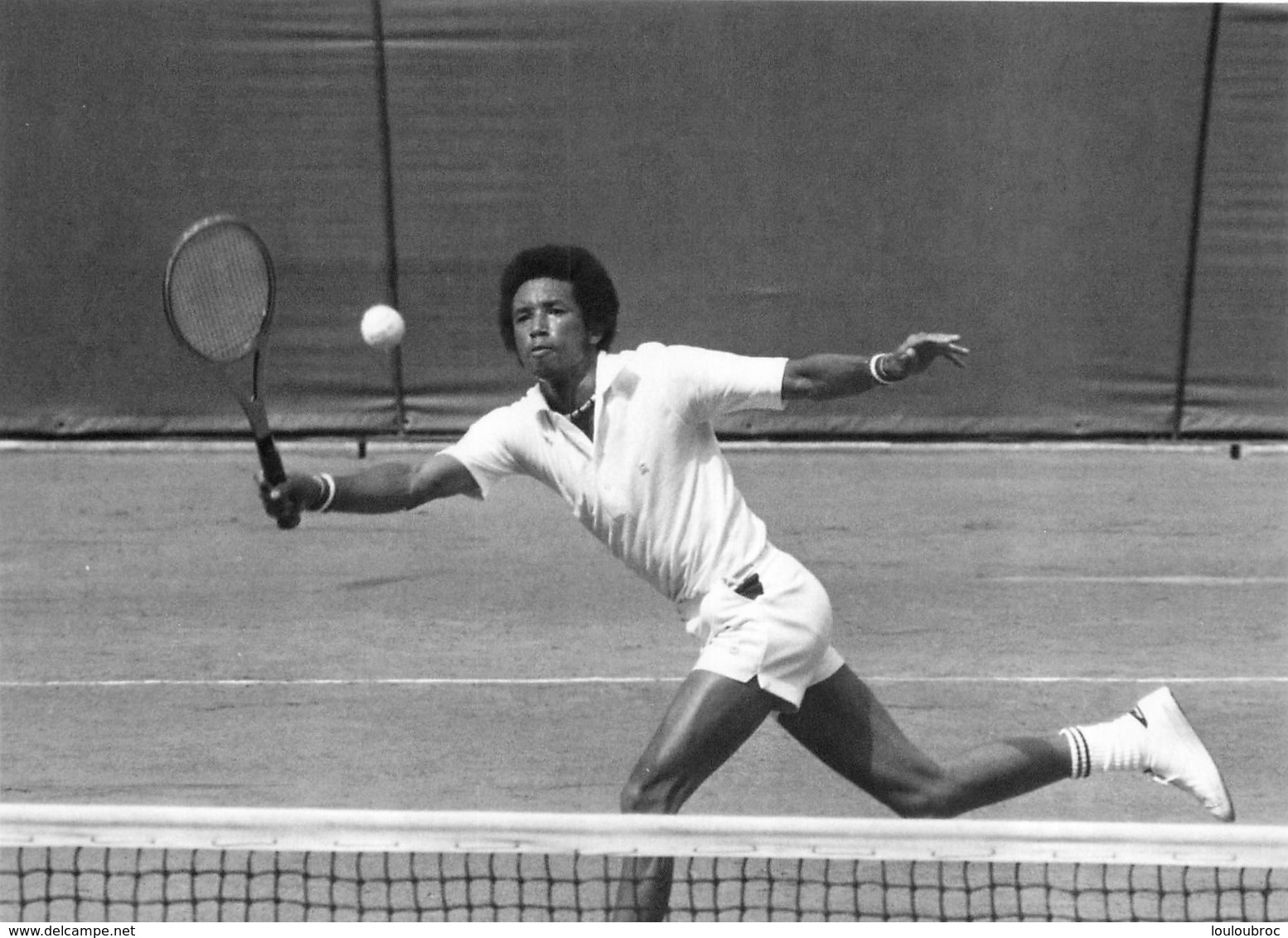 ROLAND  GARROS 1973 ARTHUR ASHE PHOTO 17 X 12 CM TIRAGE DU JOURNAL L'EQUIPE - Sonstige & Ohne Zuordnung