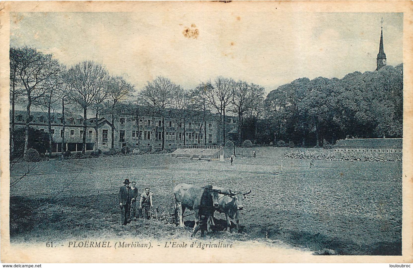 PLOERMEL ECOLE AGRICULTURE BOEUFS ET CHARRUE - Ploërmel