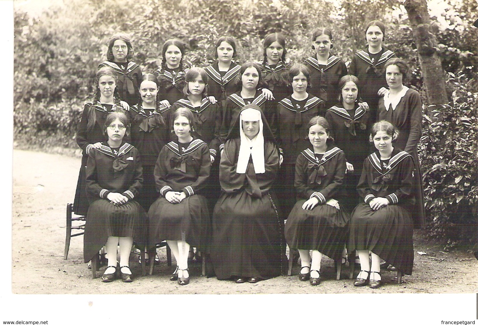 Pensionnat De Jeunes Filles    Lagneau Frères Photographes Flobecq    Religieuse Bonne Soeur - Ecoles