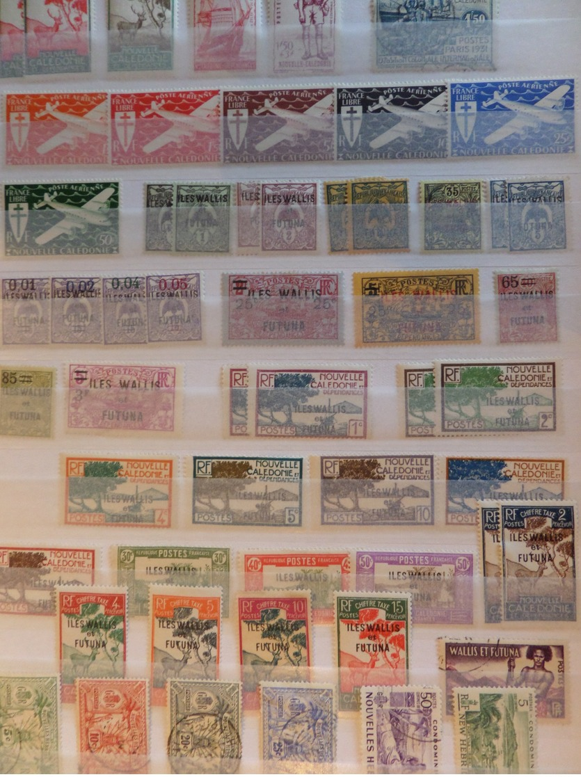 Superbe vrac de milliers de timbres tous pays. Anciens, nombreux pays + bonnes valeurs ! . Cote énorme!!! A saisir!