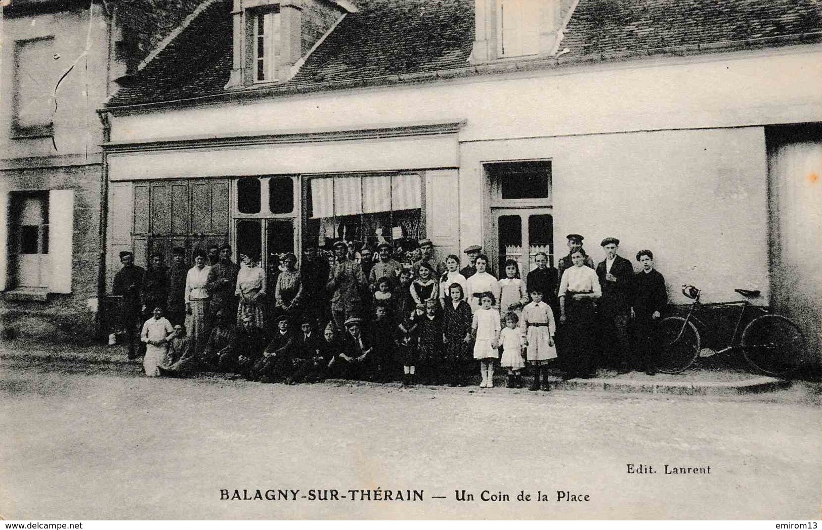 60 Balagny Sur Thérain Un Coin De La Place Belle Animation 1918 Vieux Cycle - Andere & Zonder Classificatie