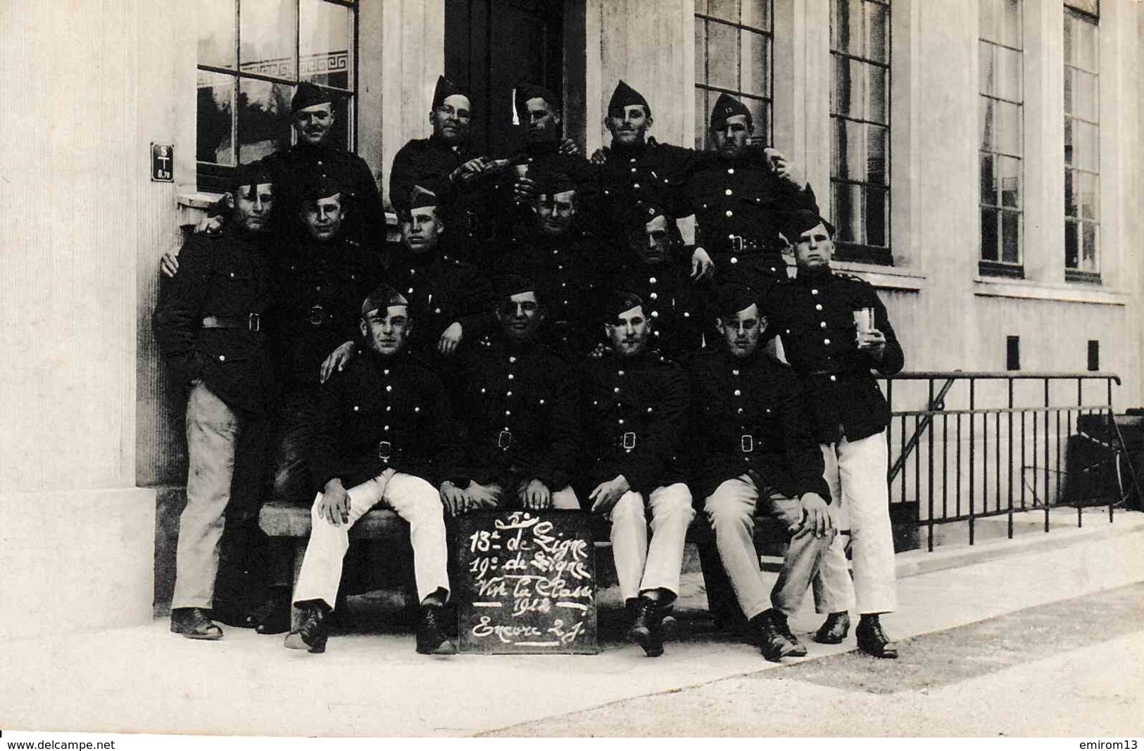 Armée Belge Militaires Du 13 Et 19 Eme De Ligne Vive La Classe 1922 - Reggimenti