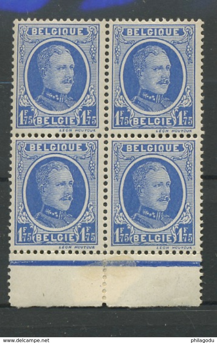 1 Fr. Houyoux 257 En Bloc De 4  Cote 30,- Euros   Sans Charnière   Postfris - Unused Stamps