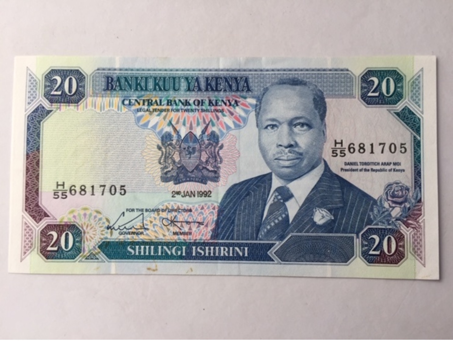 KENYA P25 20 SHILLING 1.7.1992 UNC - Kenya