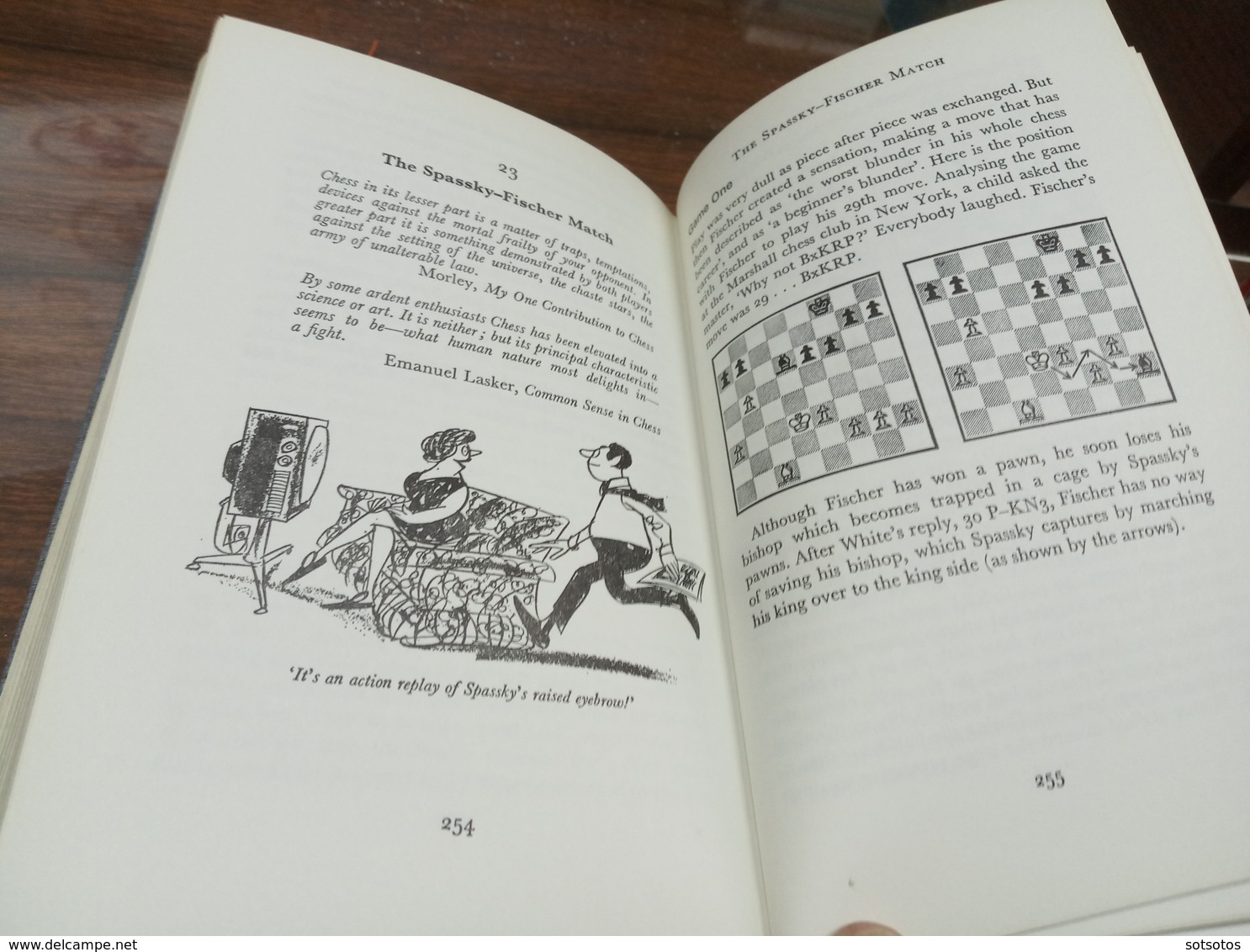 The Chess Scene, David Levy and Stewart Reuben, Faber and Faber, London. 1974 (20,50x13,5 cm) - in fine quality except f