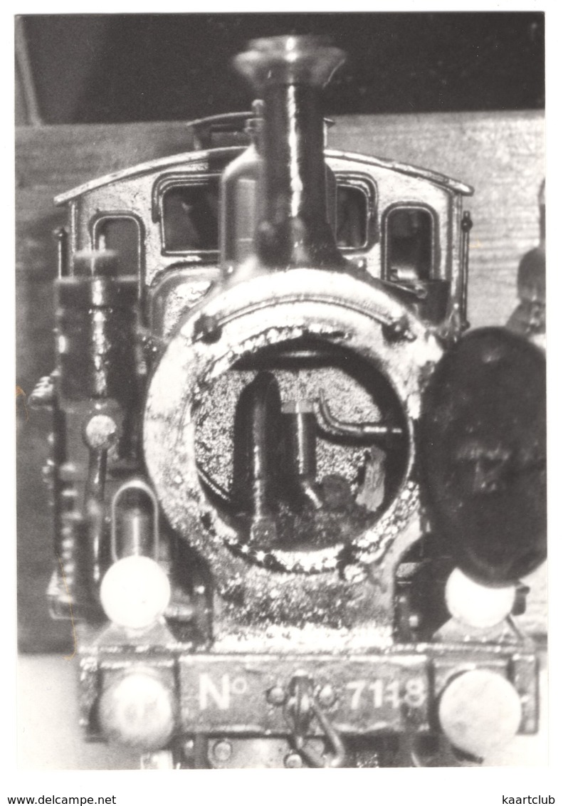 Model Building: Locomotive No. 7118 - Treinen