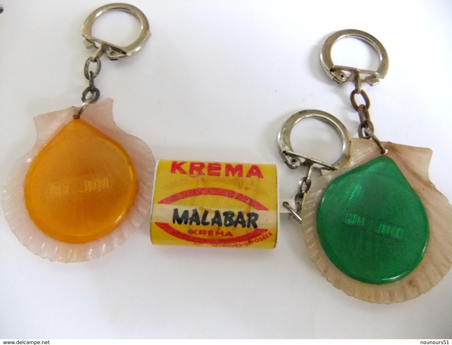 Année 60 3 Portes Clés Plastique Confiserie KREMA - ROC-DOU - Porte-clefs