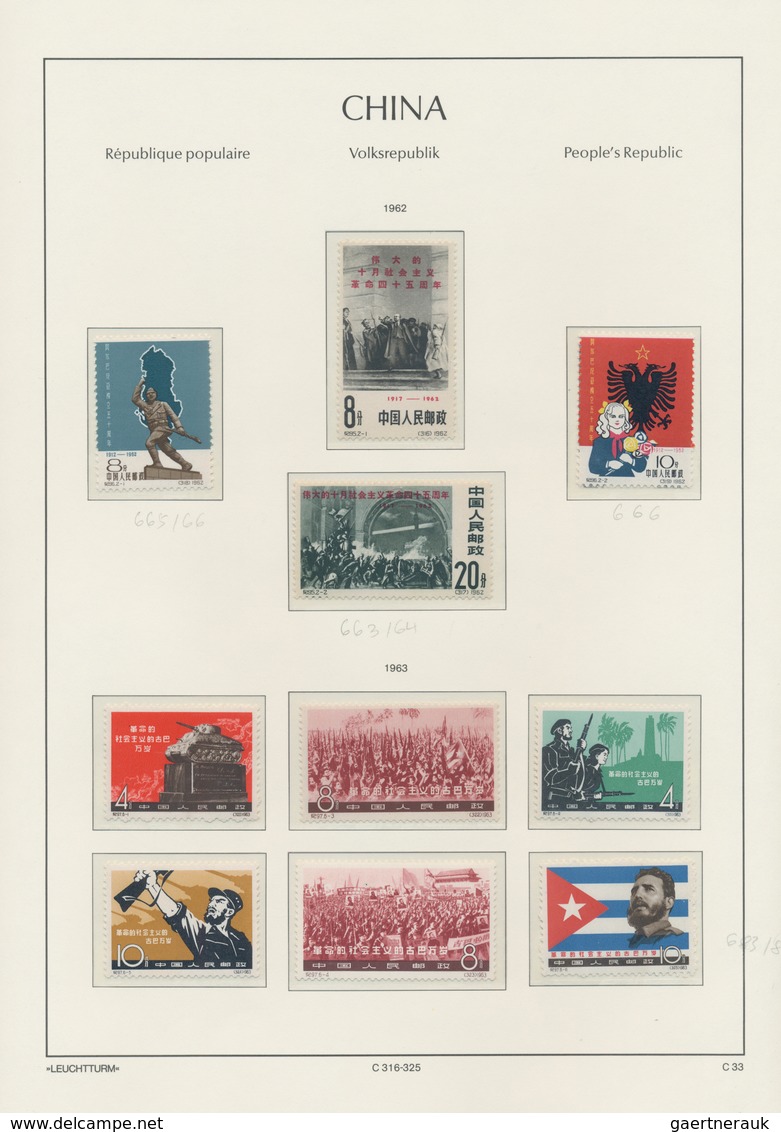 China - Volksrepublik: 1949/2001, almost complete collection with very few issues missing, in five L