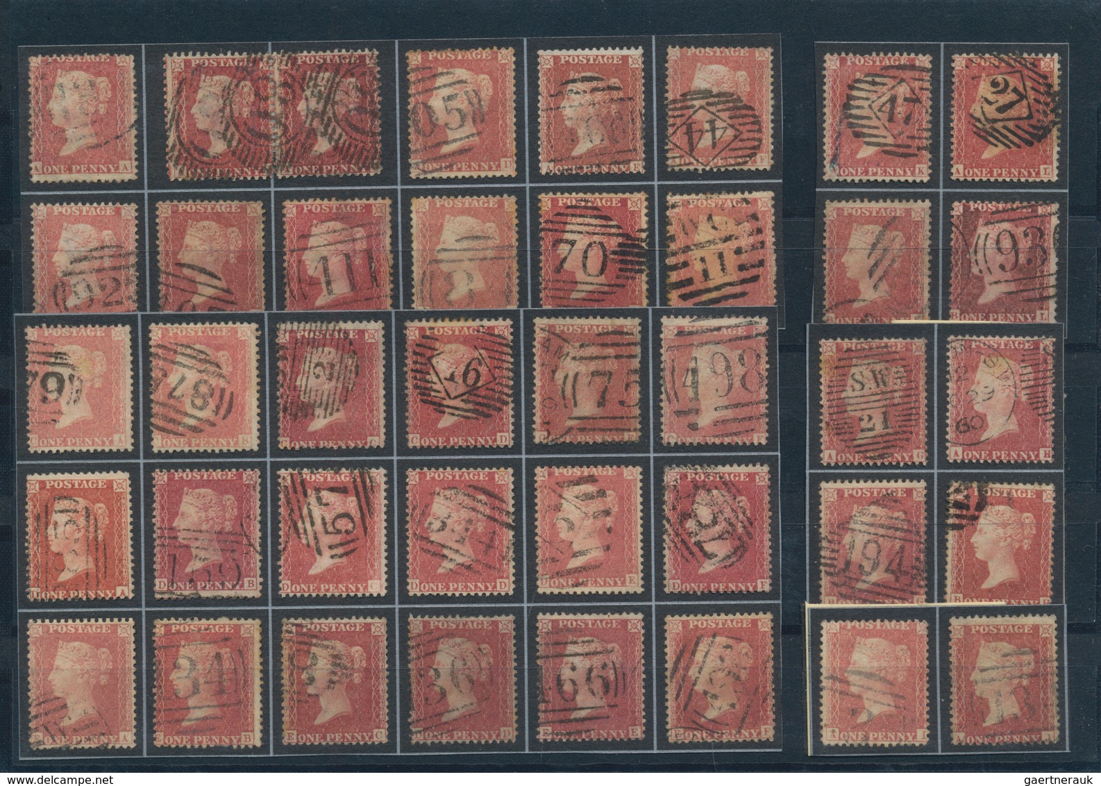 Großbritannien: 1856/1858, 1d. Red (shades), Paper No Longer Blued, Terrific Collection/holding Of A - Autres & Non Classés
