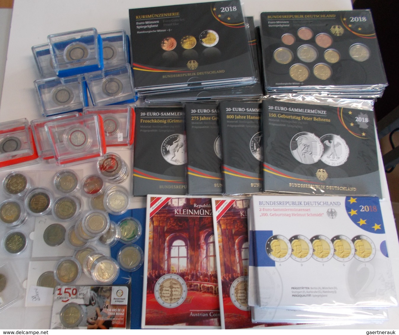 Euromünzen: LATE ARRIVAL: Eine Schachtel Voll Mit Euromünzen, überwiegend BRD. Dabei U.a. 5 Euro Pla - Other & Unclassified