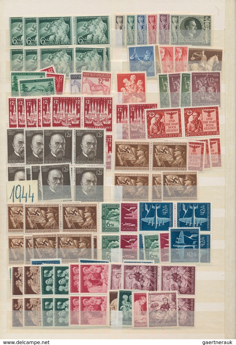 Deutsches Reich - 3. Reich: 1935/1945, postfrischer Bestand auf Stecktafeln, dabei u.a. neun Serien