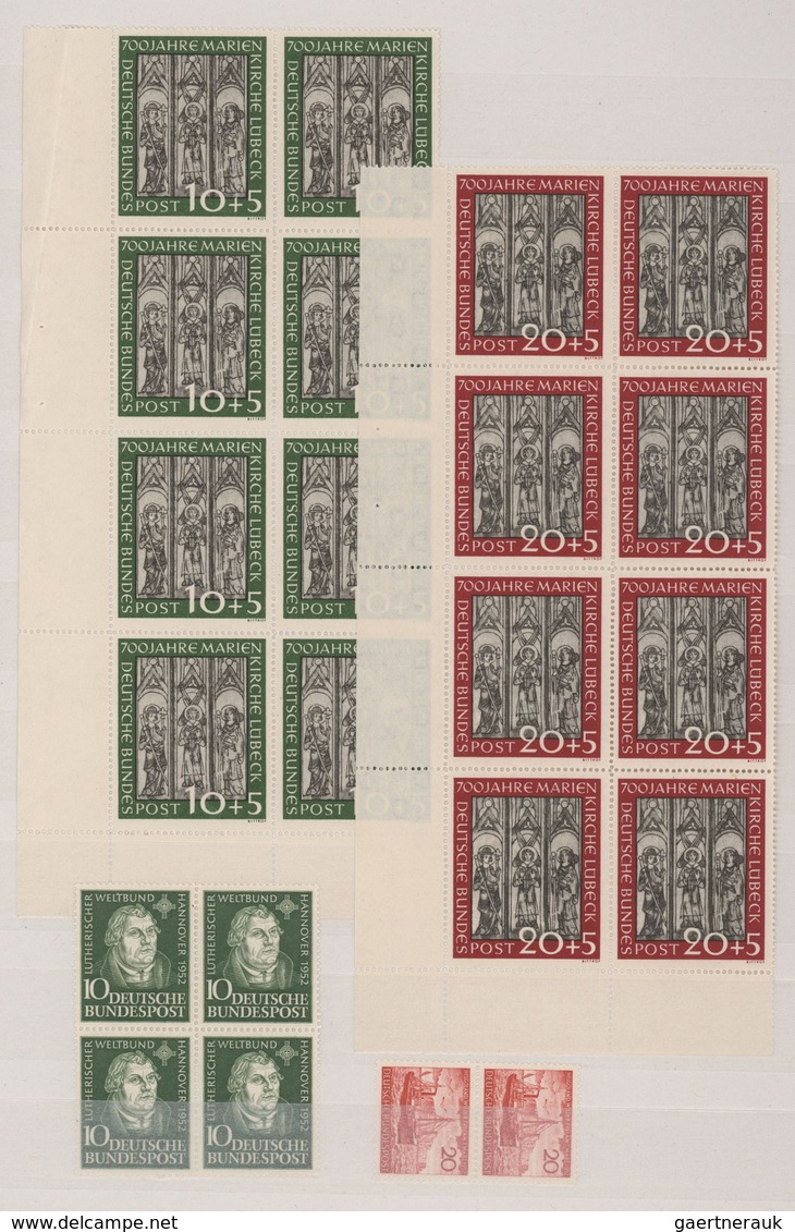 Bundesrepublik Deutschland: 1951/1955, Postfrische Partie Von Mittleren Und Besseren Ausgaben, Teils - Sammlungen