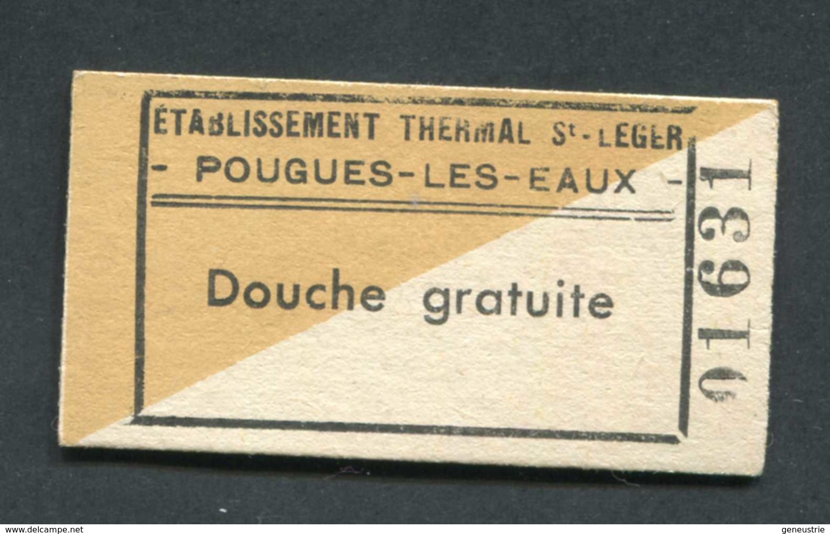 Jeton-carton De Nécessité "Douche Gratuite - Etablissement Thermal St Léger - Pougues-les-Eaux" Nièvre - Monétaires / De Nécessité