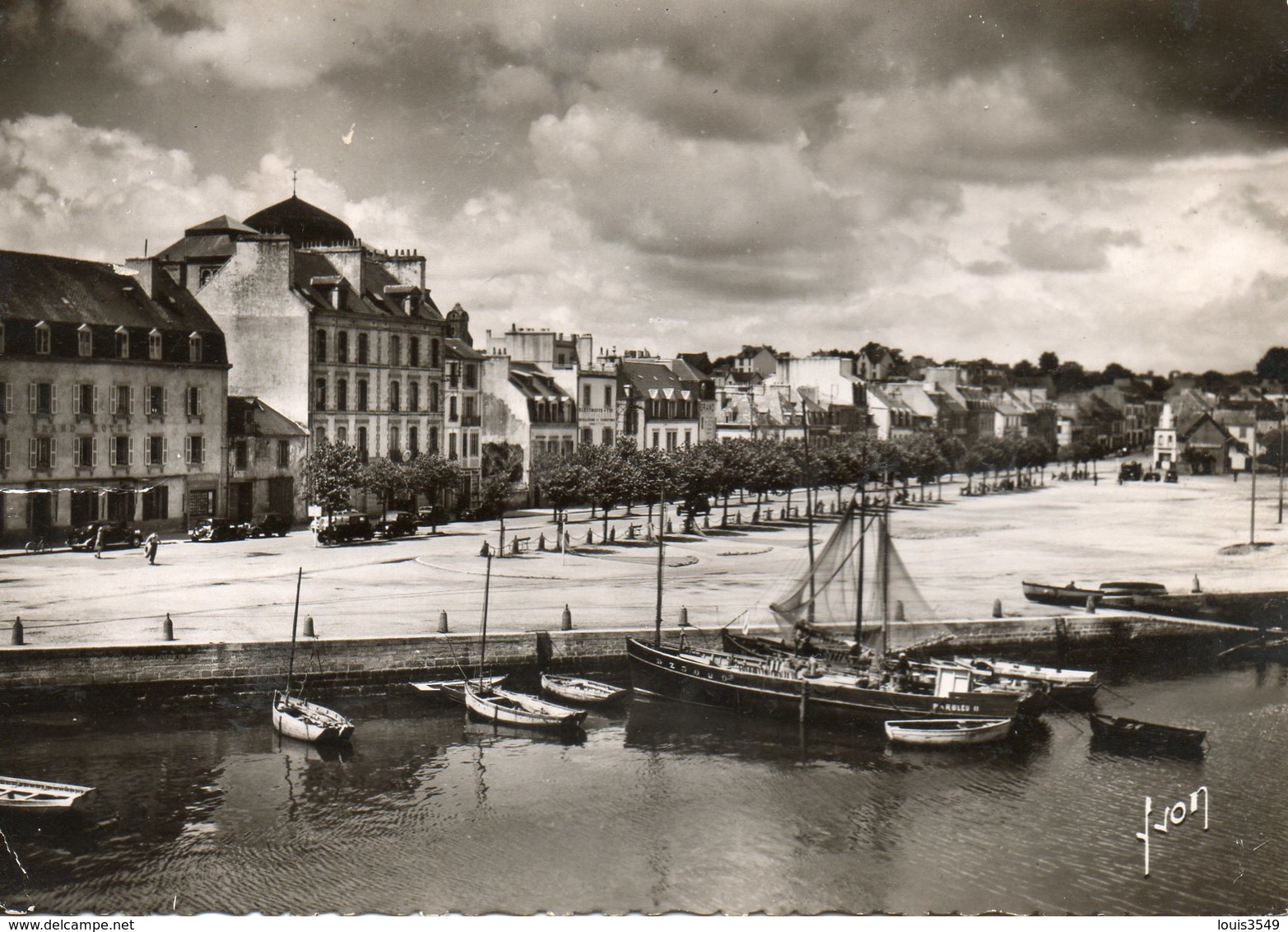 Concarneau -   Avenue  Pierre  Guéguen. - Concarneau