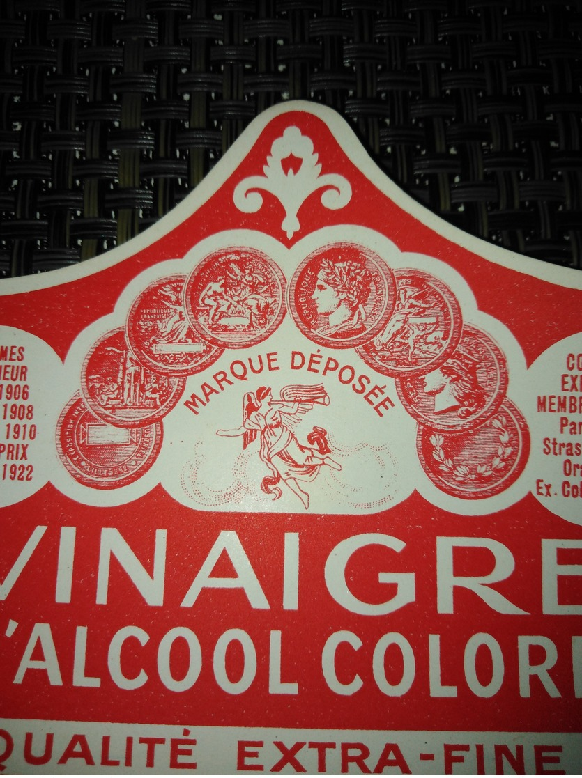 Etiquette Ancienne Vinaigre D'Alcool Coloré Bocquet Année 50 - Autres & Non Classés