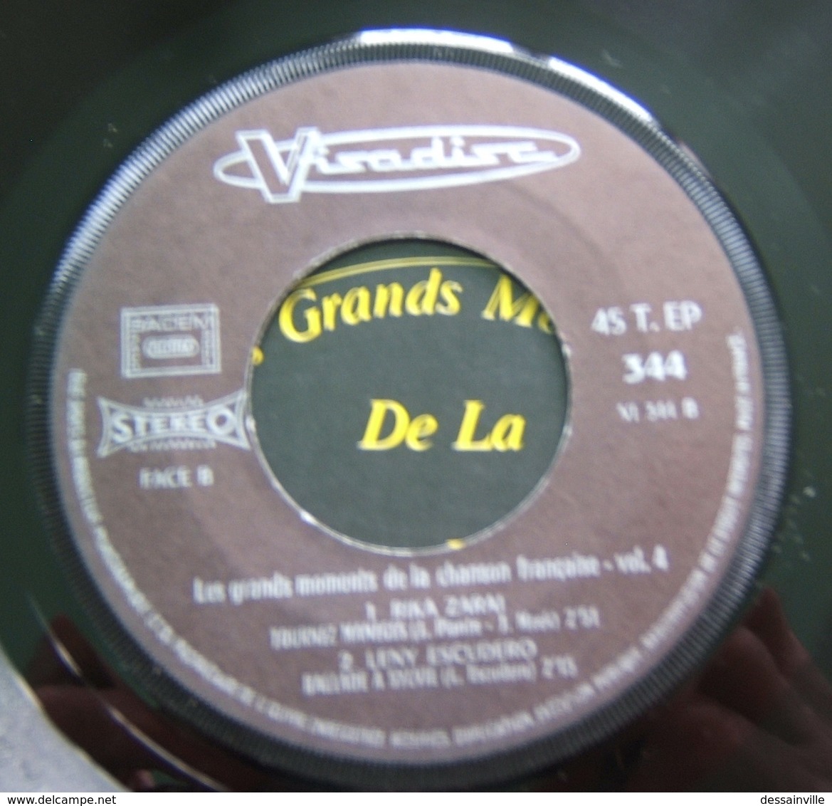 45 Tours VOLUME 4 - GRANDS MOMENTS CHANSON FRANCAISE - DELPECH CARLI ZARAÏ ESCUDERO - Compilations