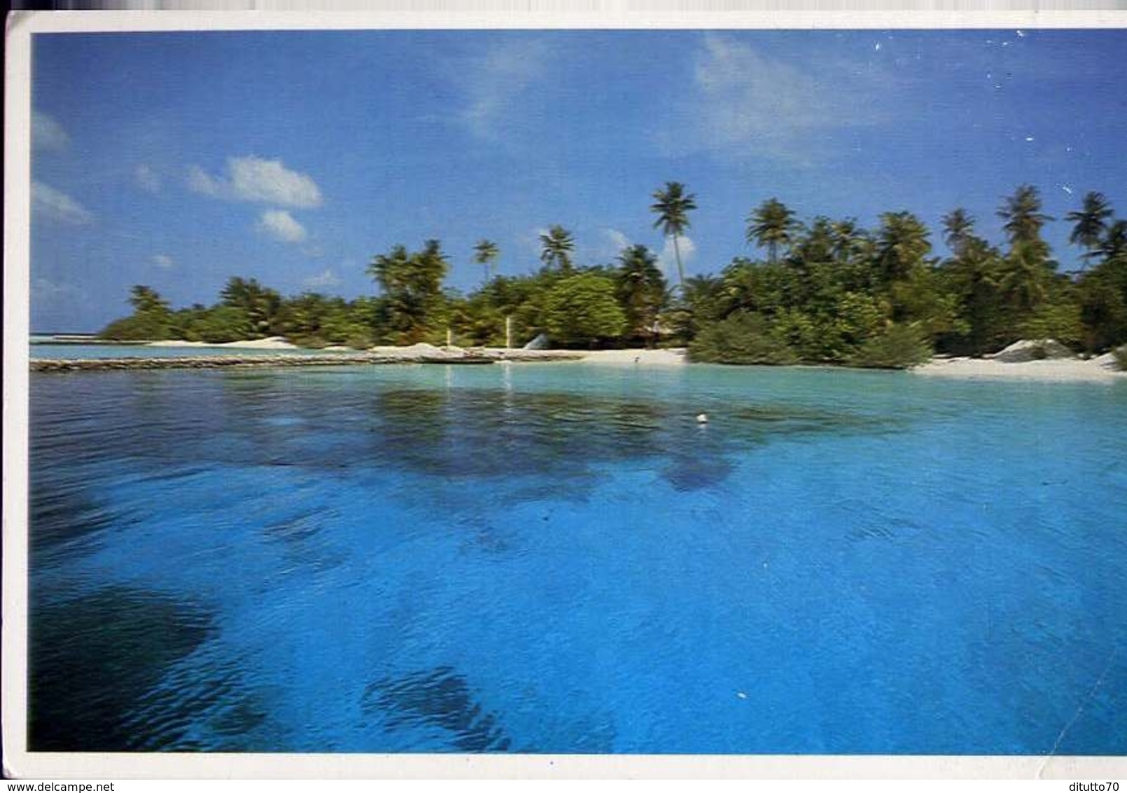 Maldives  Resort Island - Formato Grande Non Viaggiata – E 14 - Maldive