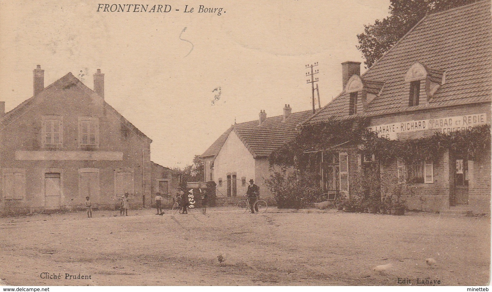 71 Frontenard  Le Bourg - Autres & Non Classés