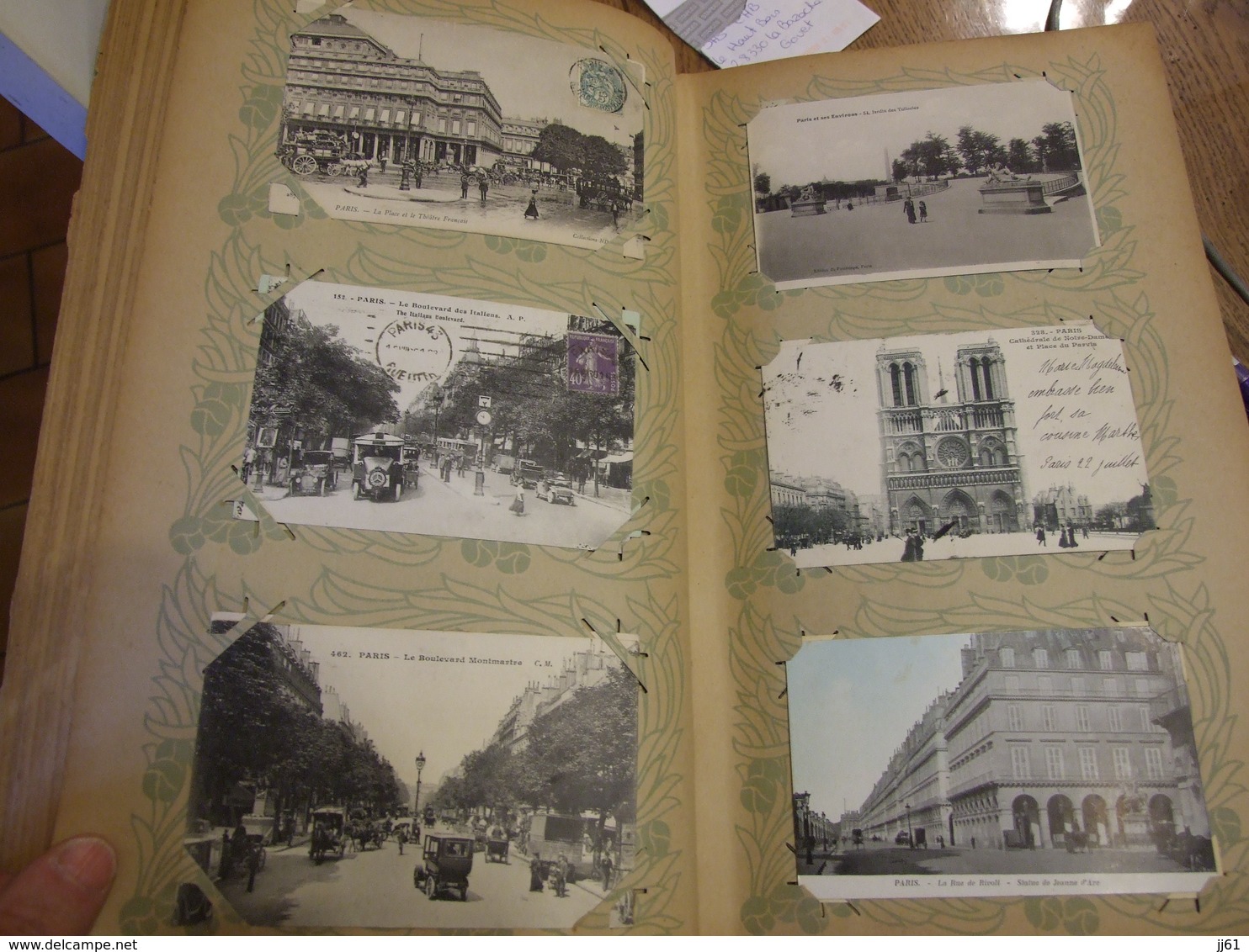 PARIS ALBUM DE 450 CARTES POSTALES 86 PHOTOS TRES BONNE RUE ANIMEES  PAS DE PRIX DE RESERVE ENVOIE MONDIAL RELAIS