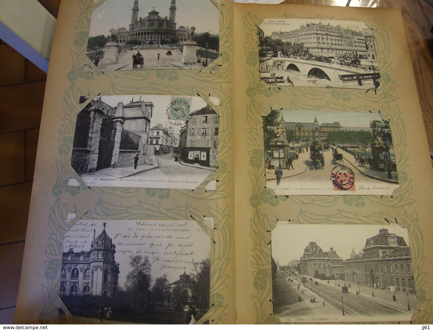 PARIS ALBUM DE 450 CARTES POSTALES 86 PHOTOS TRES BONNE RUE ANIMEES  PAS DE PRIX DE RESERVE ENVOIE MONDIAL RELAIS