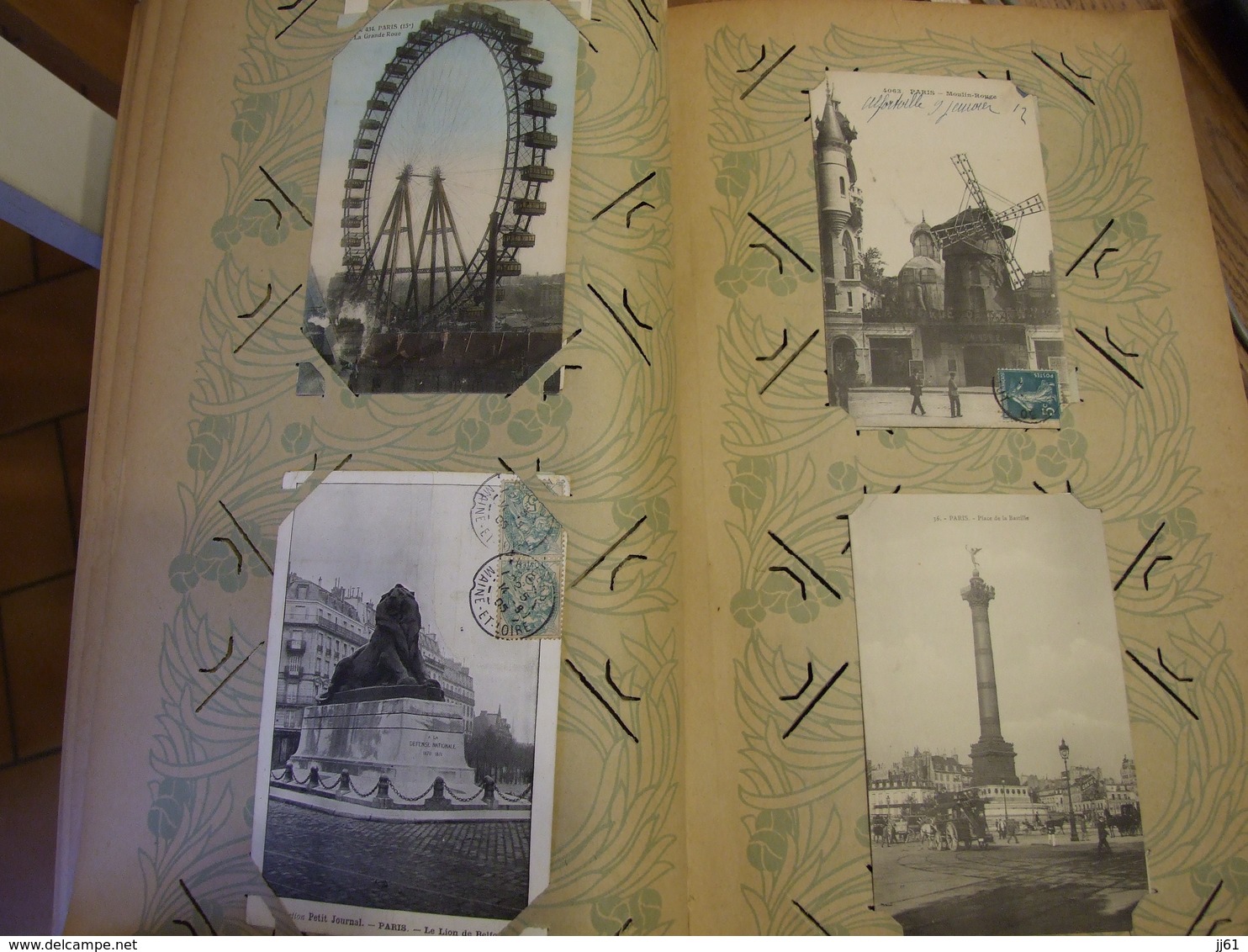 PARIS ALBUM DE 450 CARTES POSTALES 86 PHOTOS TRES BONNE RUE ANIMEES  PAS DE PRIX DE RESERVE ENVOIE MONDIAL RELAIS