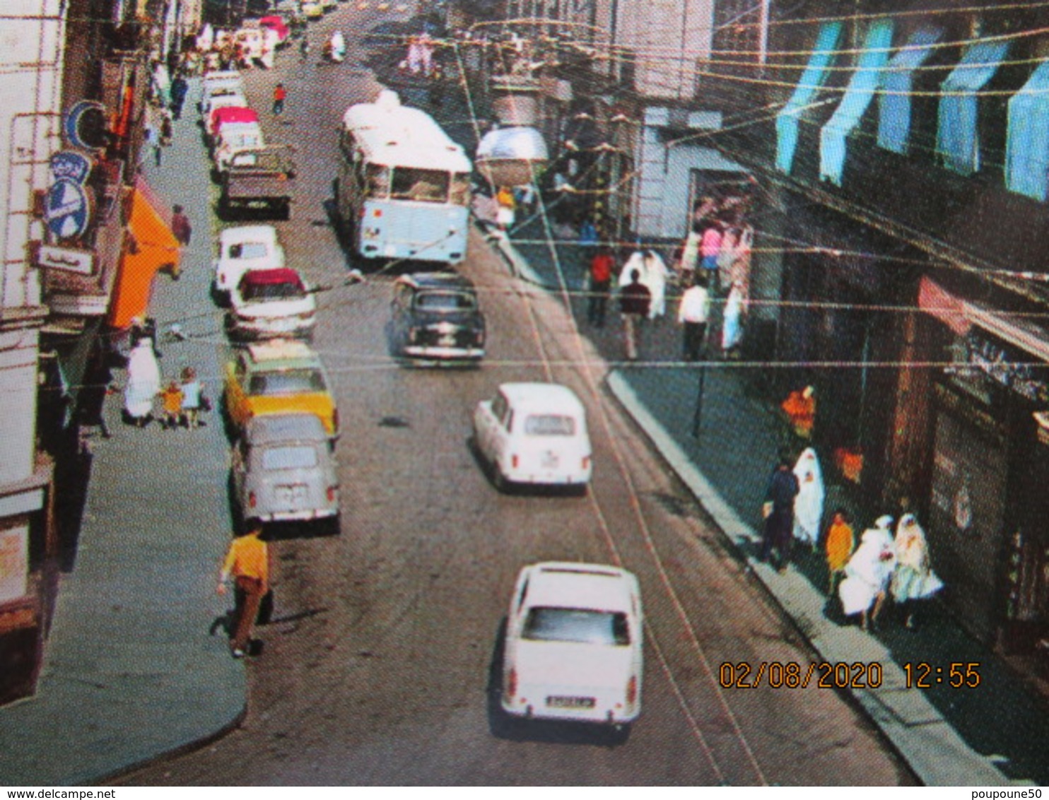 CP Algérie ALGER  LA BLANCHE - Circulation Des Voitures Vers Bab El Oued ,voiture Peugeot 404 Renault 4L  Autobus 1970 - Alger