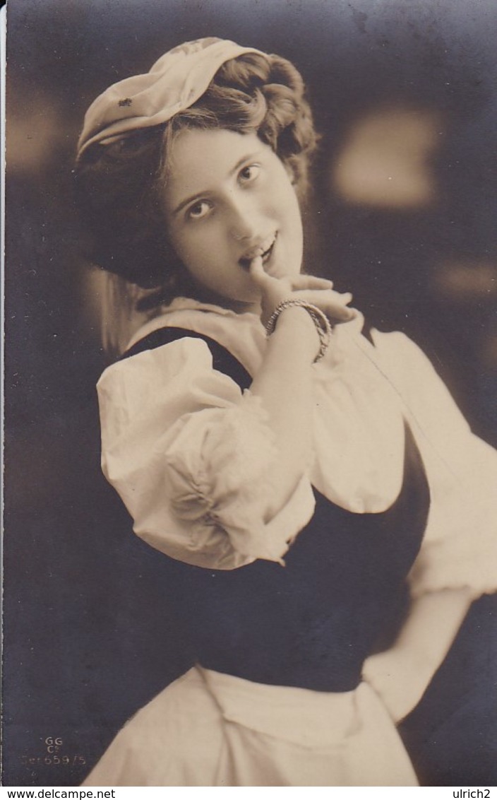 AK Frau In Tracht Mit Haarschleier - 1910 (47115) - People
