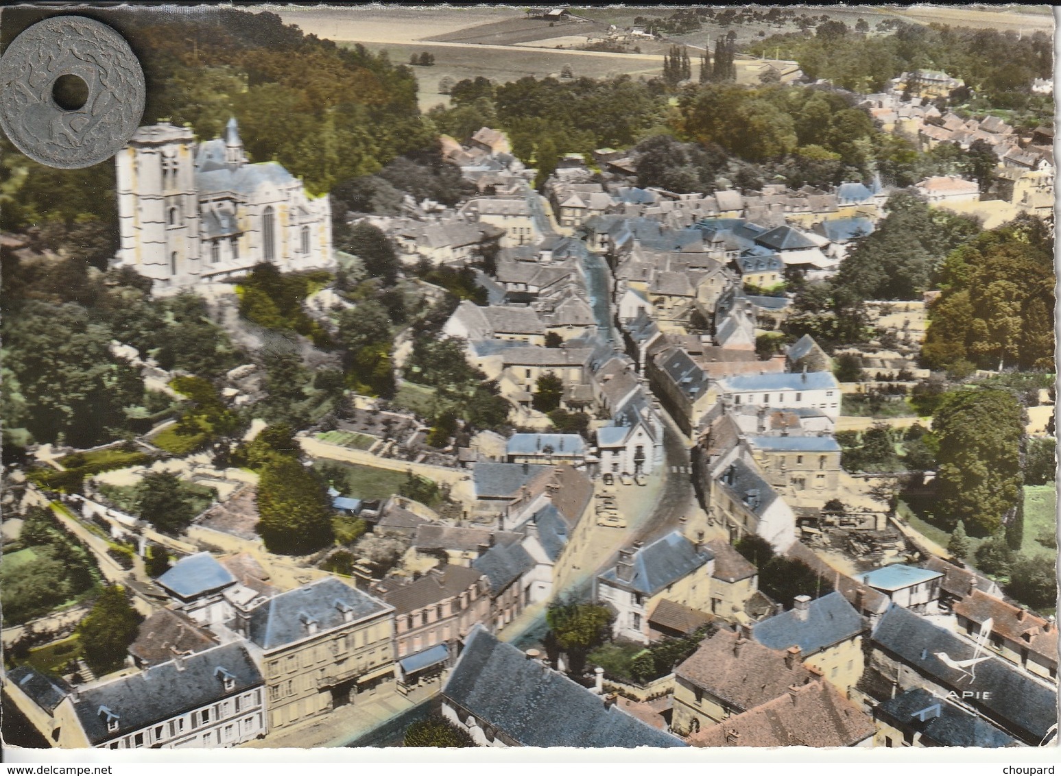 60 - Carte Postale Semi Moderne Dentelée  De  CHAUMONT EN VEXIN     Vue Aérienne - Chaumont En Vexin