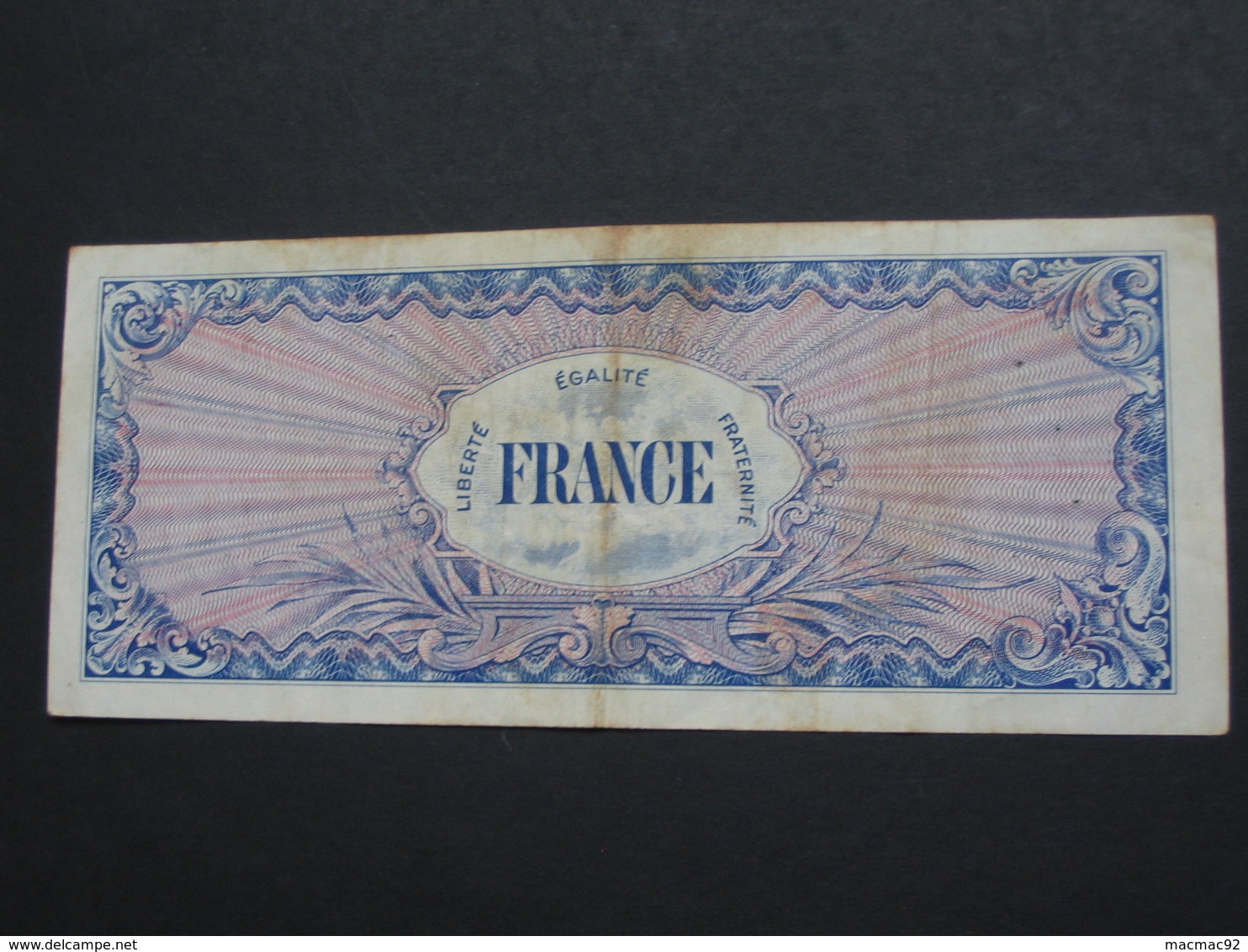 100 Francs - FRANCE - Sans Série - Billet Du Débarquement    **** EN ACHAT IMMEDIAT ****. - 1945 Verso Francia