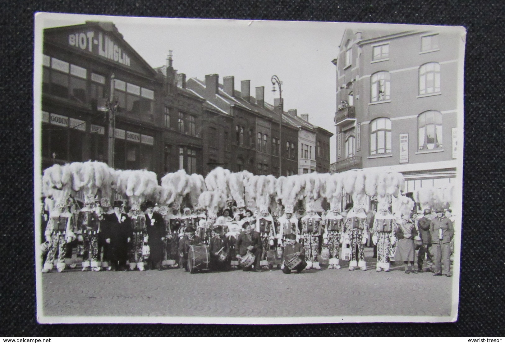 Carte Postale Charleroi Photos Gilles De Binche Mineurs Biot Linglin Gevaert - Charleroi