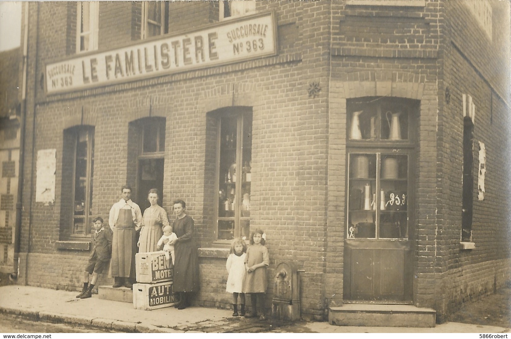 CARTE POSTALE PHOTO ORIGINALE ANCIENNE : ESTREES SAINT DENIS LE FAMILISTERE NORD EST  SUCCURSALE 363  ANIMEE OISE (60) - Fotografie