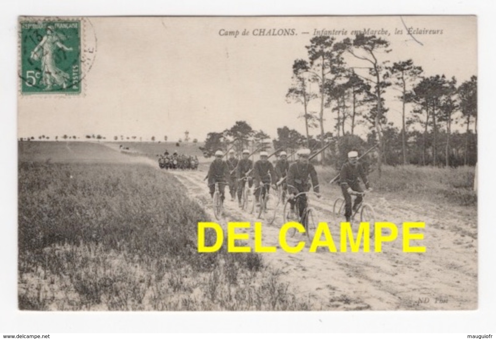 DD / MILITARIA / CASERNES ET CAMPS / CAMP DE CHALONS : INFANTERIE EN MARCHE , LES ÉCLAIREURS / 1907 - Casernes