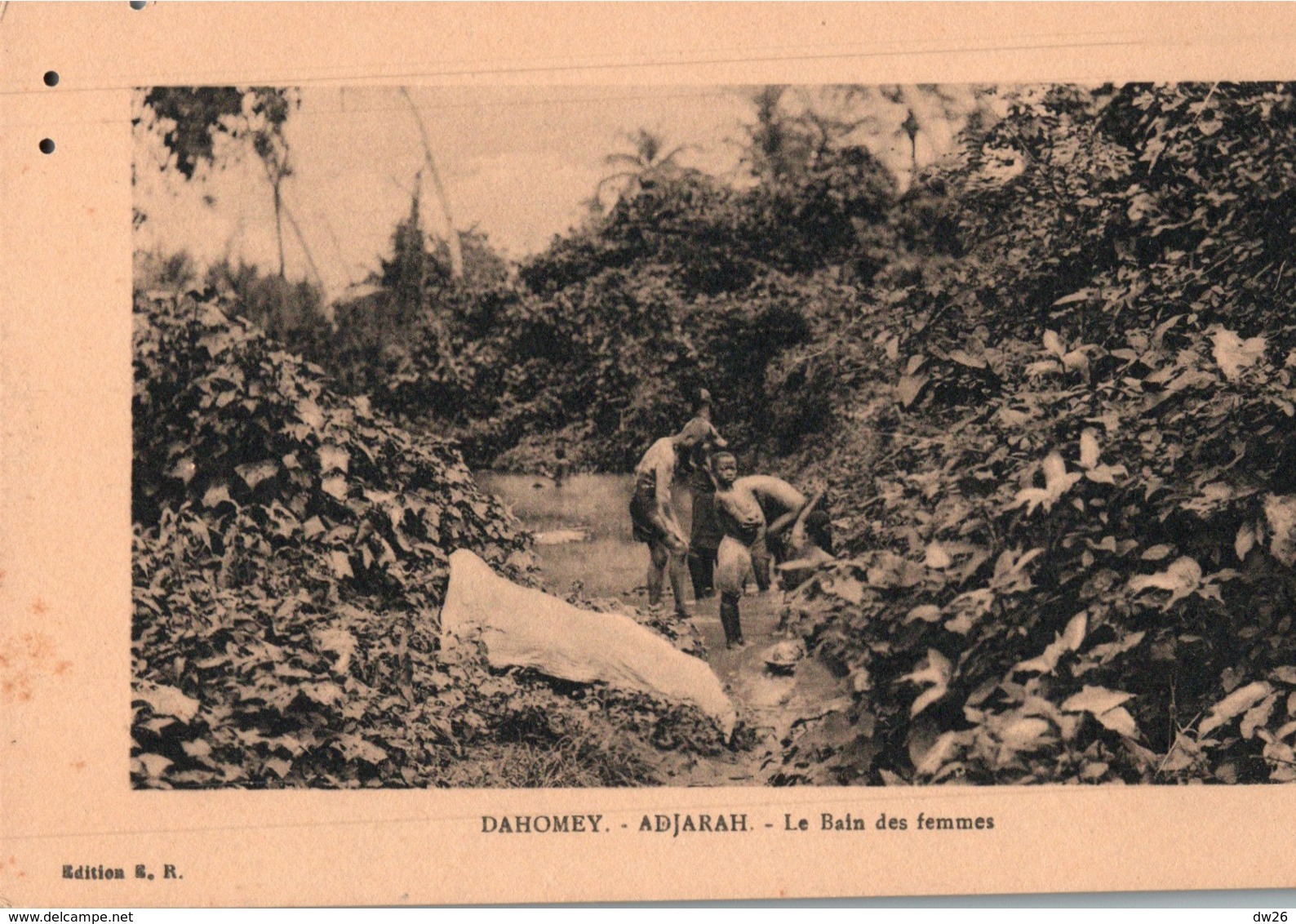 Dahomey - Adjarah, Le Bain Des Femmes - Edition E.R. - Carte Non Circulée - Dahome
