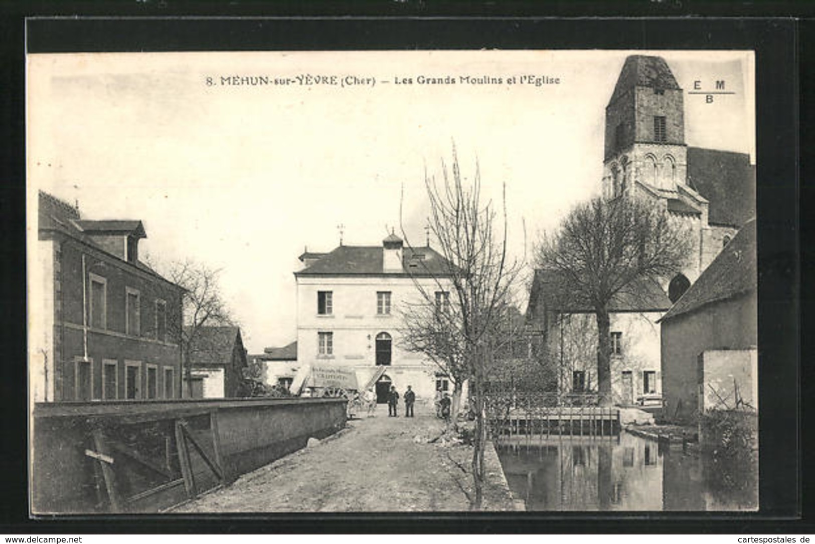 CPA Mehun-sur-Yévre, Les Grands Moulins Et L'Eglise - Andere & Zonder Classificatie