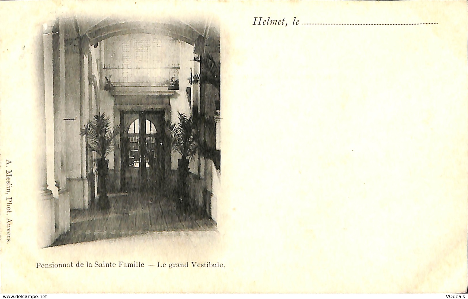 CPA - Belgique - Brussels - Helmet - Pensionnat De La Sainte Famille - Le Grand Vestibule - Schaarbeek - Schaerbeek