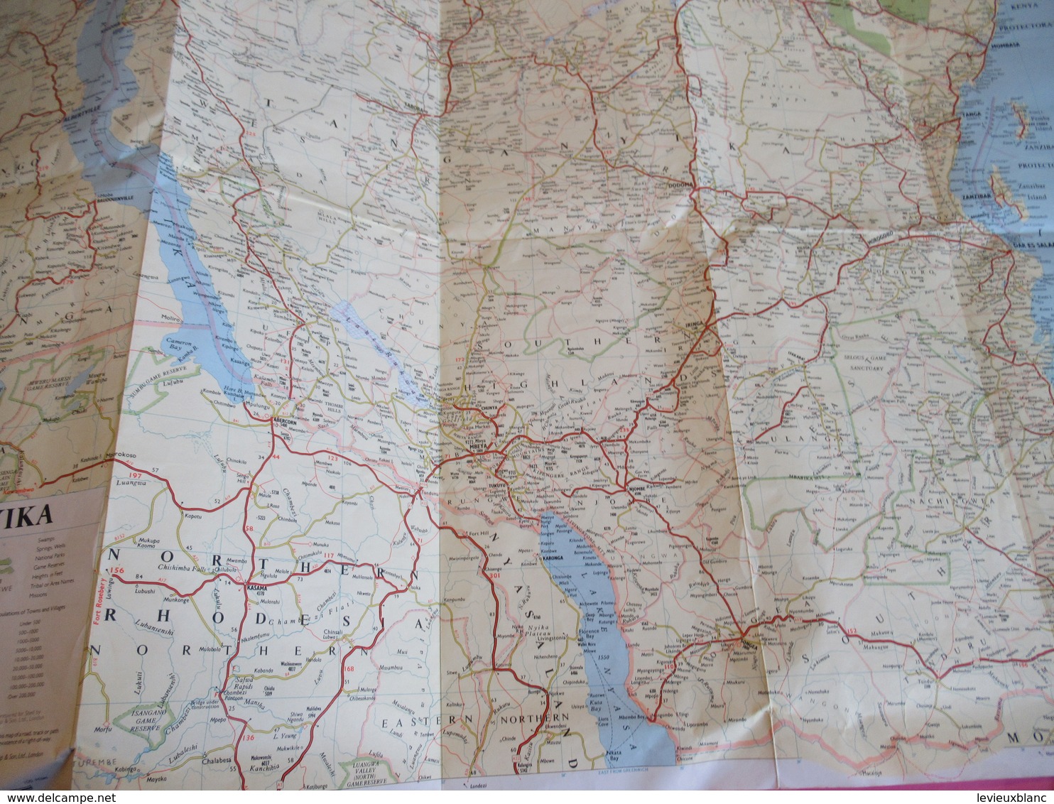 Carte Géographique/ Guide/AFRIQUE / East Africa /TANGANYIKA/KENYA/UGANDA/Philip & Son/  SHELL / 1962   PGC297 - Afrika