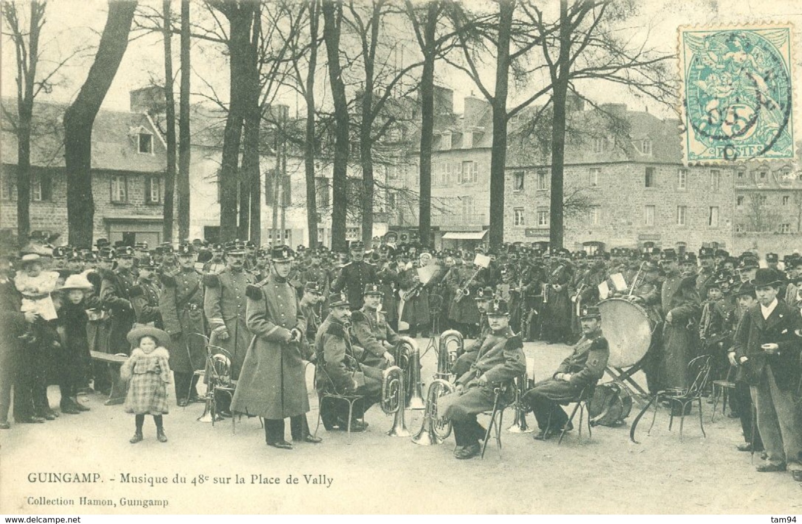 (22) Guingamp : Musique Du 48ème Sur La Place De Vally (animée) - Guingamp