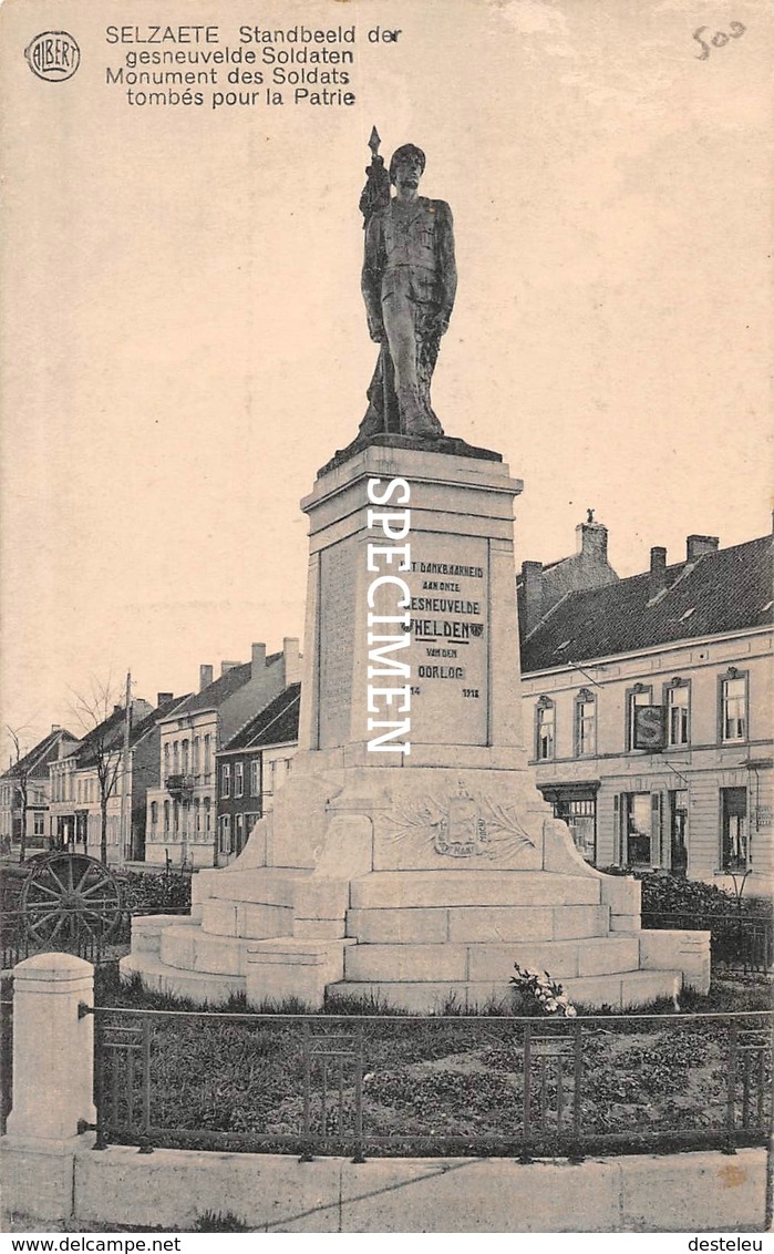 Standbeeld Der Gesneulvelde  Soldaten - Zelzate - Zelzate