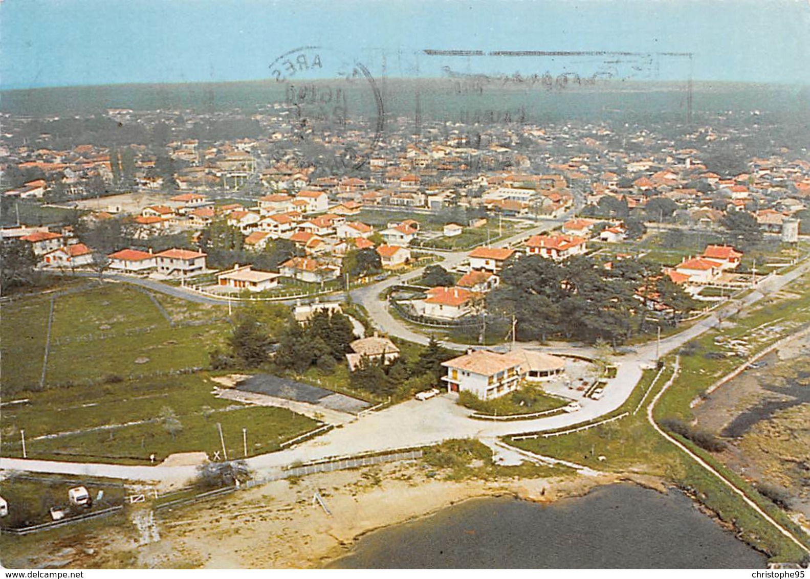 33 .n° 21072 .  Ares . Vue Generale Aerienne .cpsm .10.5 X 15cm . - Arès