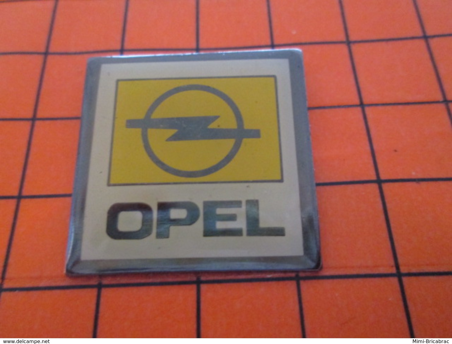 320 Pin's Pins / Belle Qualité Et Rare / THEME AUTOMOBILES : LOGO OPEL - Opel