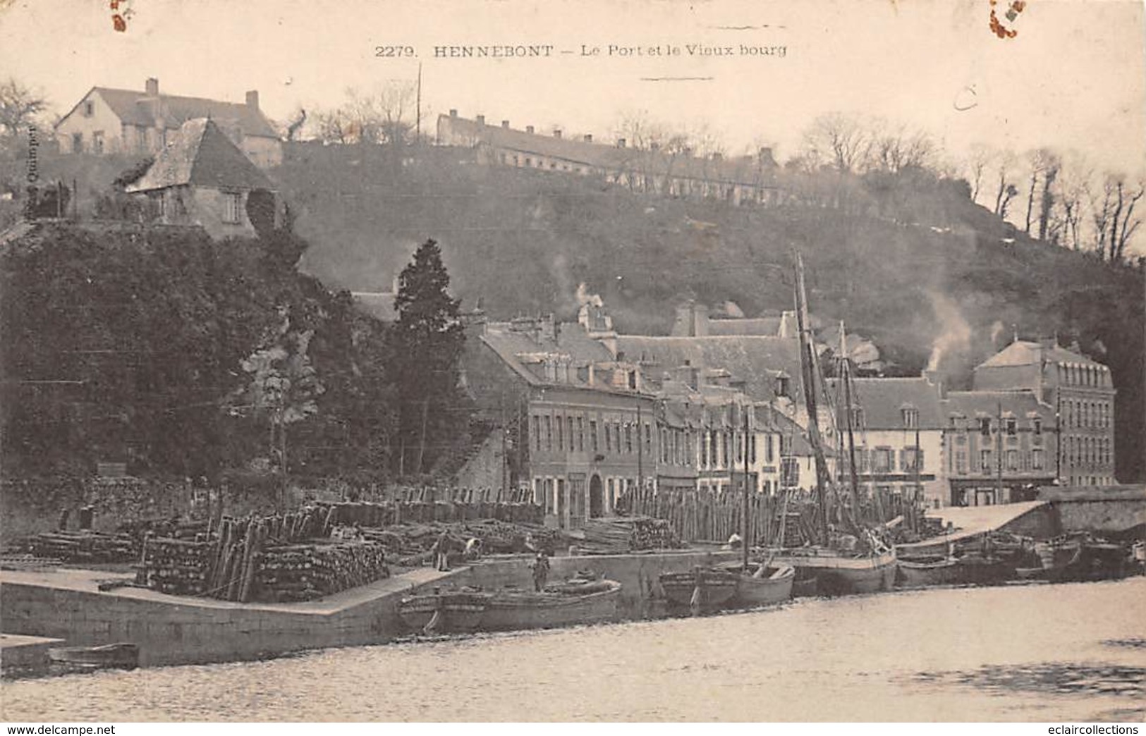 Hennebont            56        Le Port Et Le Vieux Bourg      (voir Scan) - Hennebont