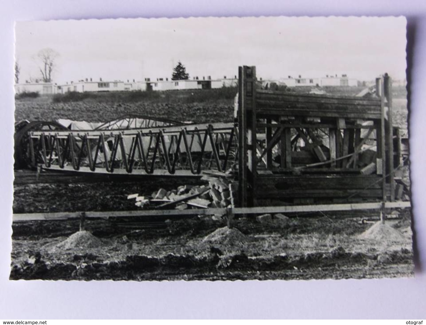 CPSM - QUETIGNY - La Grue D' Un Chantier Tombée Au Sol - 1969 - Autres & Non Classés