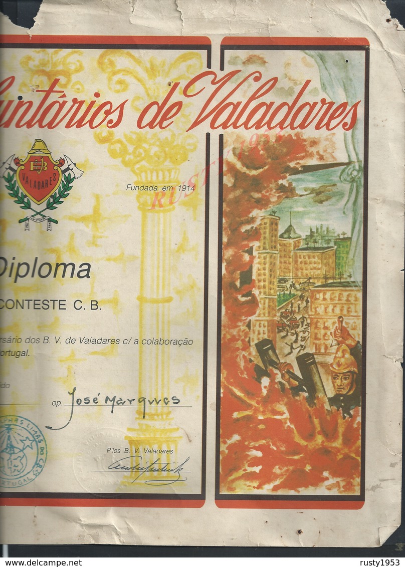 MILITARIA PORTUGAL DIPLOMA BOMBEIROS VOLUNTARIOS ( POMPIERS ) DE VALADORES FONDÉE EN 1914 PLIE VEND EN ETAT : - Pompiers