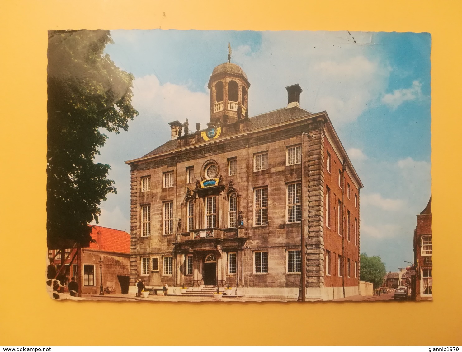 CARTOLINA POSTCARDS PAESI BASSI NEDERLAND 1968 ENKHUIZEN STADHUIS BOLLO QUEEN JULIANA OBLITERE' ENKHUIZEN OLANDA - Enkhuizen