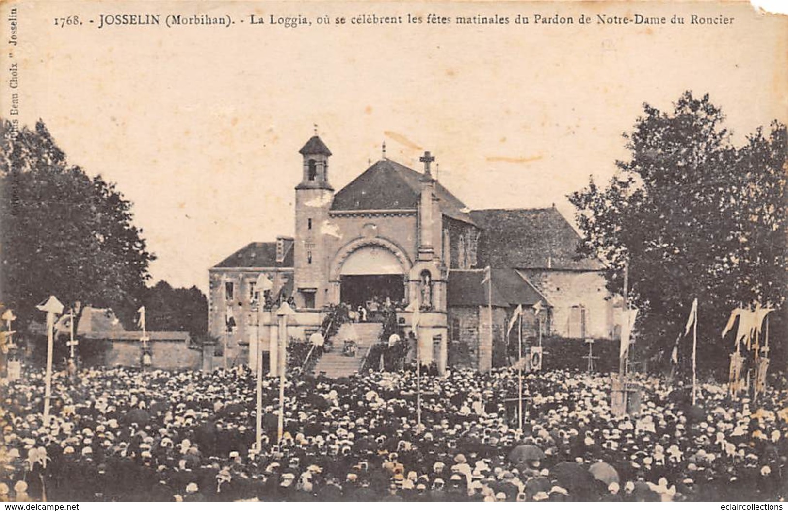 Josselin             56        Procession De Notre Dame Du Roncier Du 8 Septembre . La Loggia    (voir Scan) - Josselin
