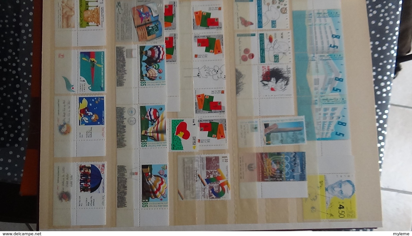 B395 Petite collection d'ISRAEL timbres et blocs ** . A saisir !!!