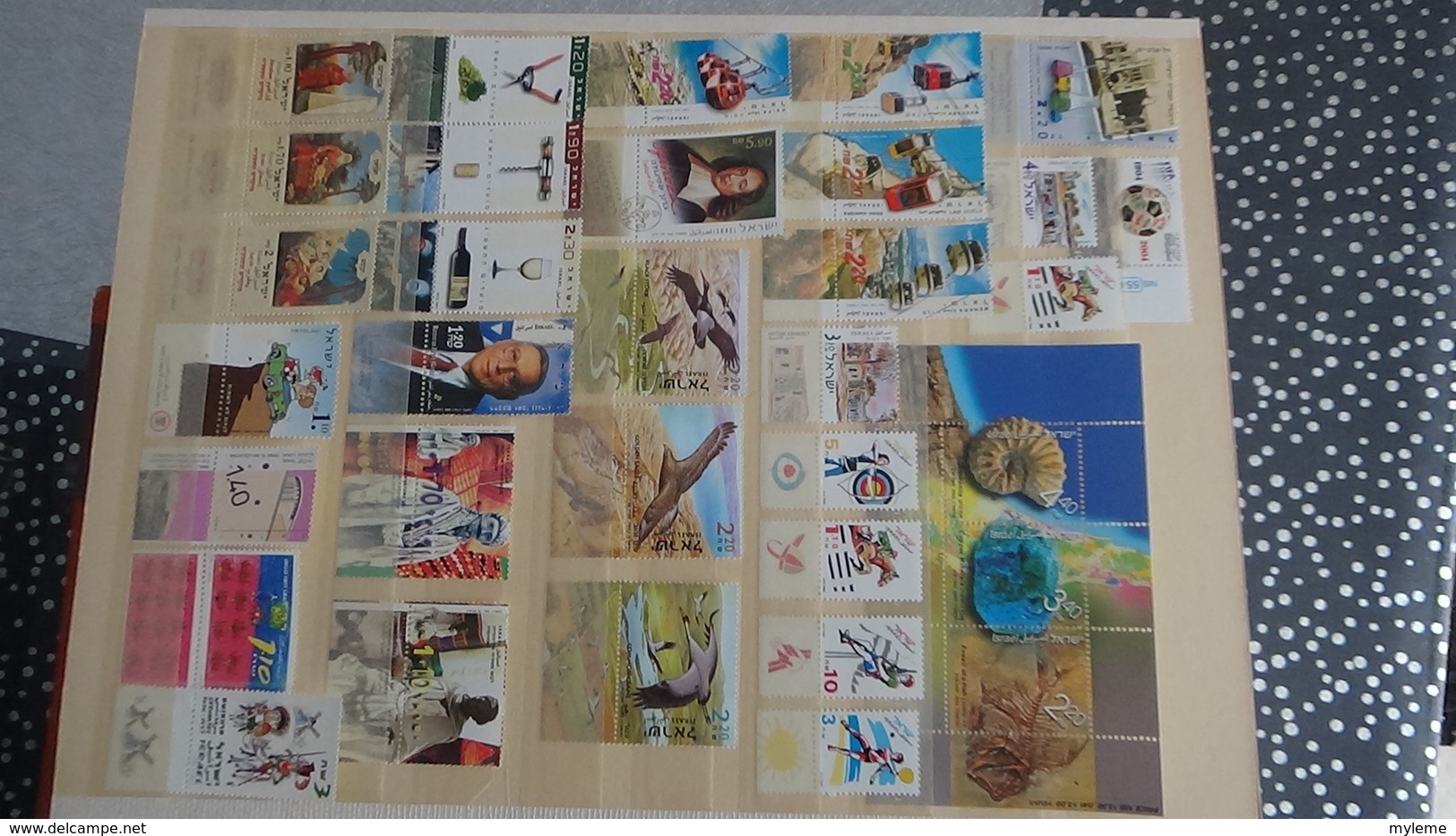 B395 Petite collection d'ISRAEL timbres et blocs ** . A saisir !!!