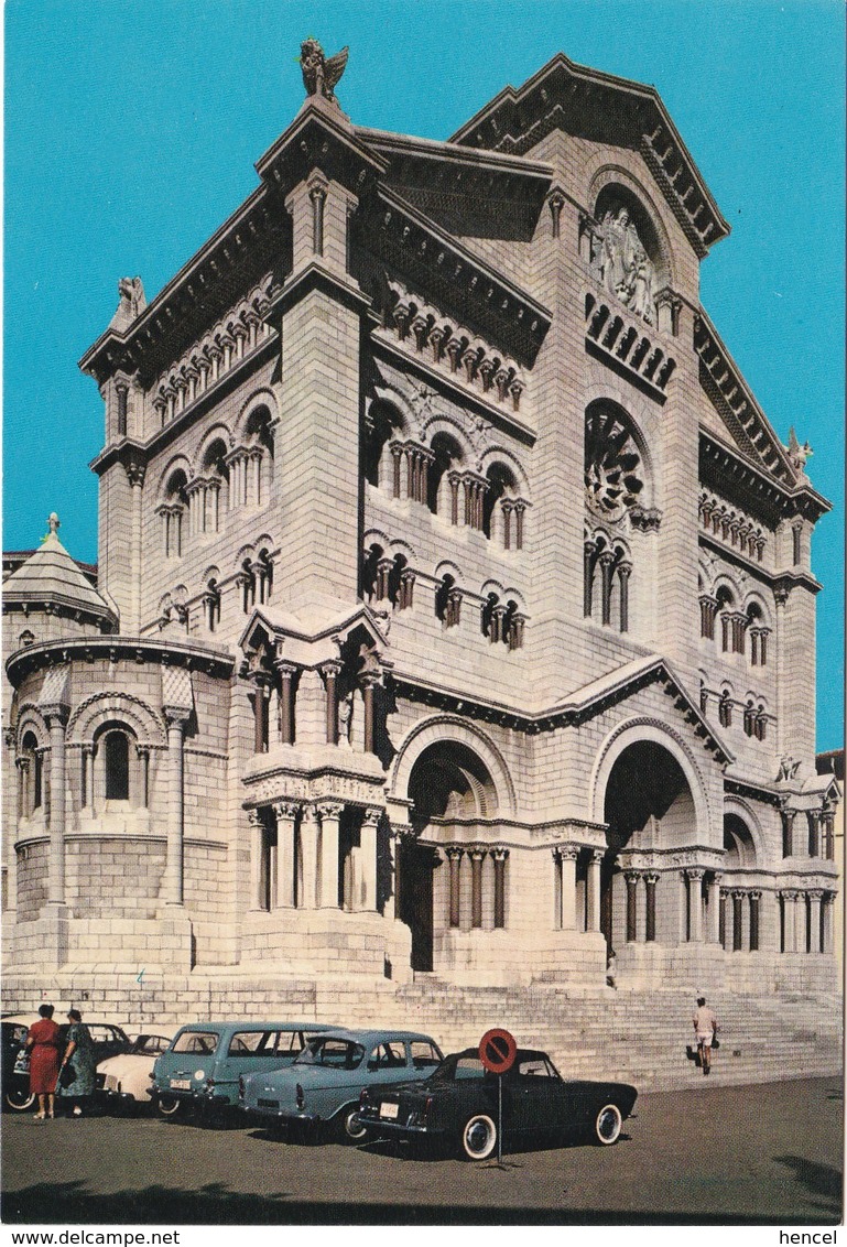 MONACO. La Cathédrale. Voitures: SIMCA P60 Etc....... - Saint Nicholas Cathedral